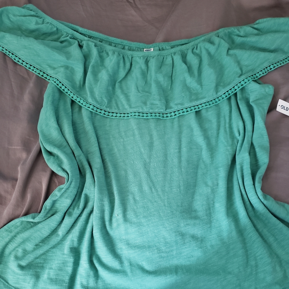 Old Navy top